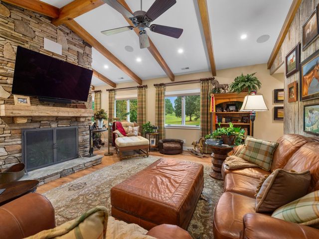 180 Kelseys Mill Road, Campobello, SC 29322