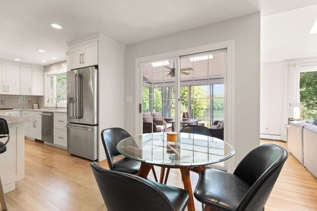 9 Bragg Rd, Foxboro, MA 02035
