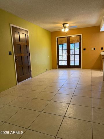 10407 N 11th Place 3, Phoenix, AZ 85020