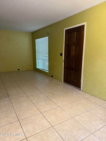 10407 N 11th Place 3, Phoenix, AZ 85020