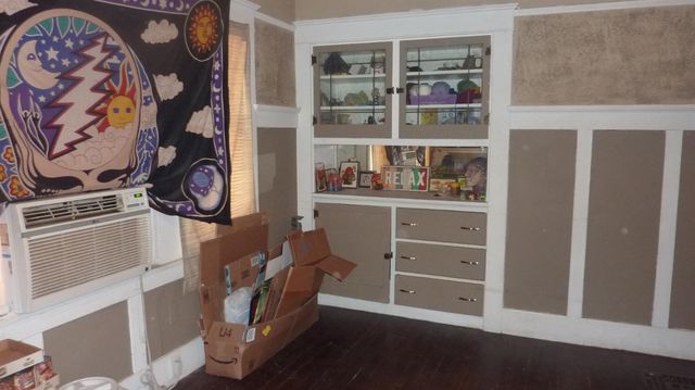 1941 N El Dorado St, Stockton, CA 95204