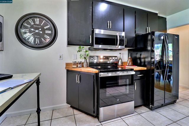 1792 Sharon Dr, Concord, CA 94519