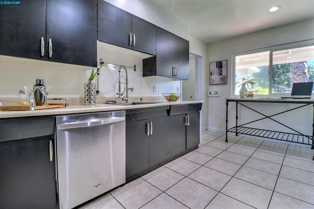 1792 Sharon Dr, Concord, CA 94519