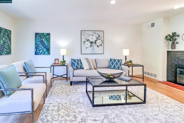 1792 Sharon Dr, Concord, CA 94519