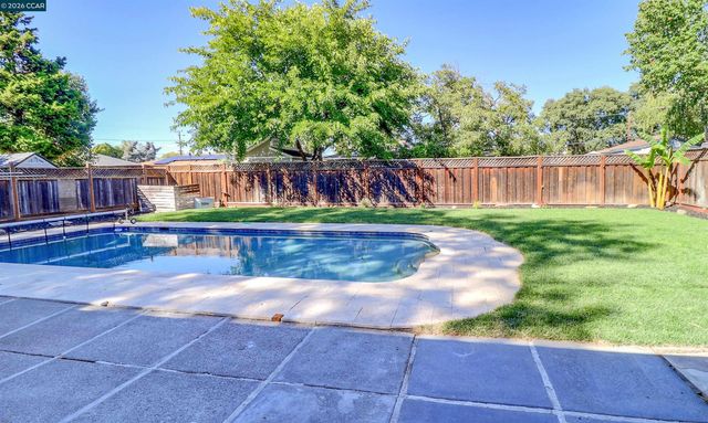 1792 Sharon Dr, Concord, CA 94519