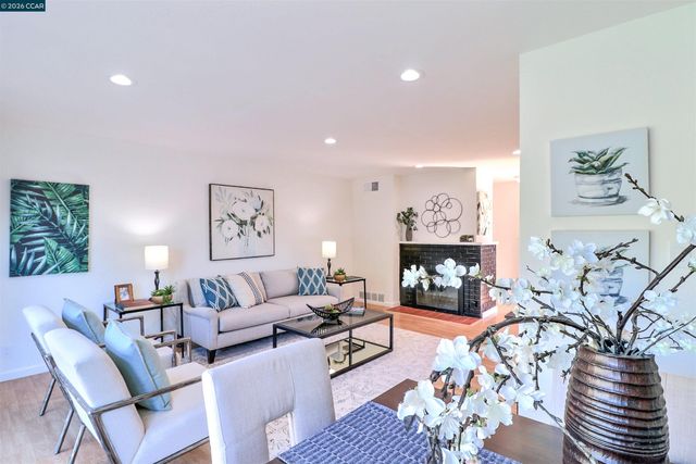 1792 Sharon Dr, Concord, CA 94519