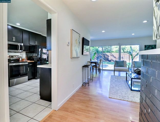 1792 Sharon Dr, Concord, CA 94519