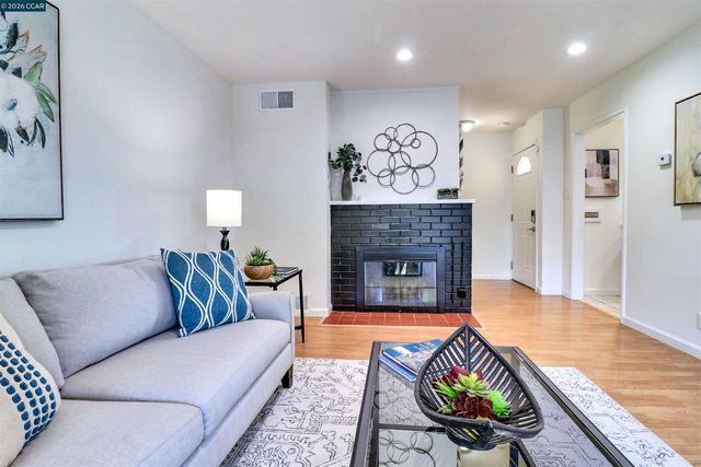 1792 Sharon Dr, Concord, CA 94519