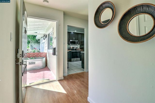 1792 Sharon Dr, Concord, CA 94519