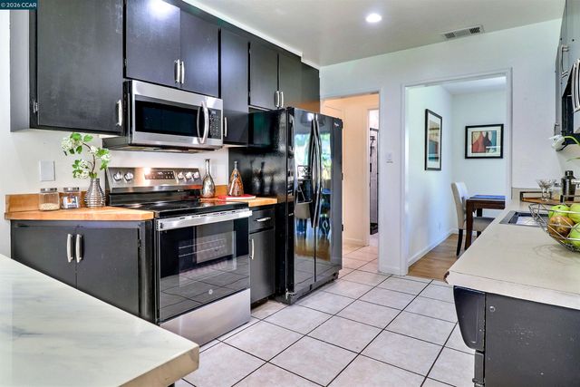 1792 Sharon Dr, Concord, CA 94519