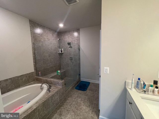 22256 CORNERSTONE CROSSING TER, Ashburn, VA 20148
