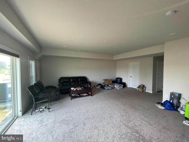 22256 CORNERSTONE CROSSING TER, Ashburn, VA 20148