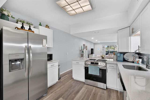 2455 FINLANDIA LANE 3, Clearwater, FL 33763