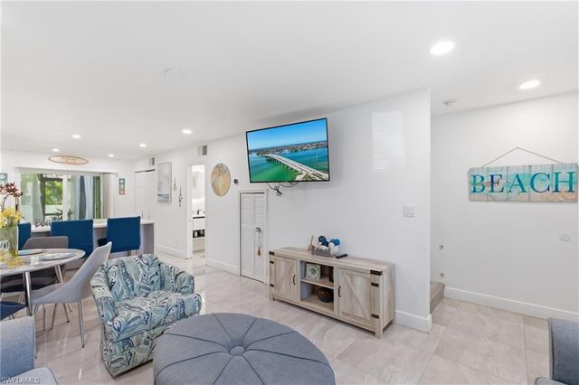 731 Elkcam CIR A109, Marco Island, FL 34145