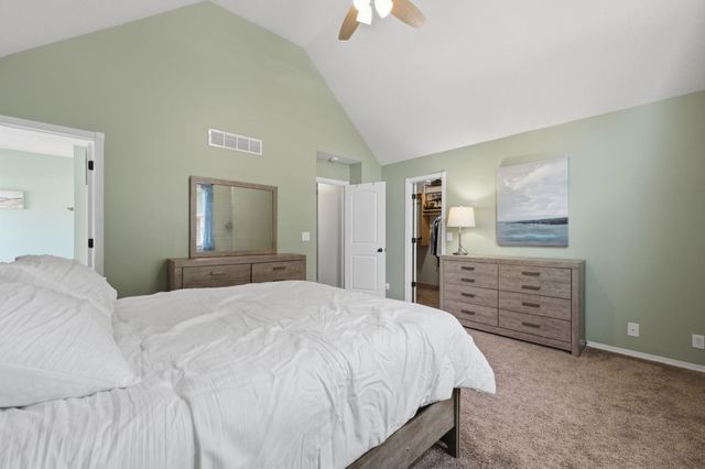2706 N Meadow Oaks Ct, Wichita, KS 67220