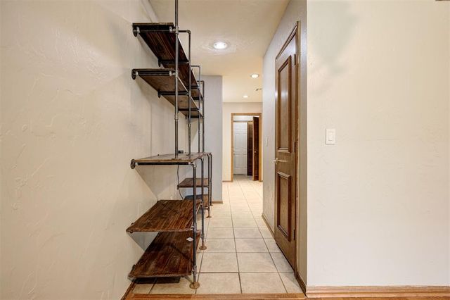 2616 N Nail Parkway, Moore, OK 73160