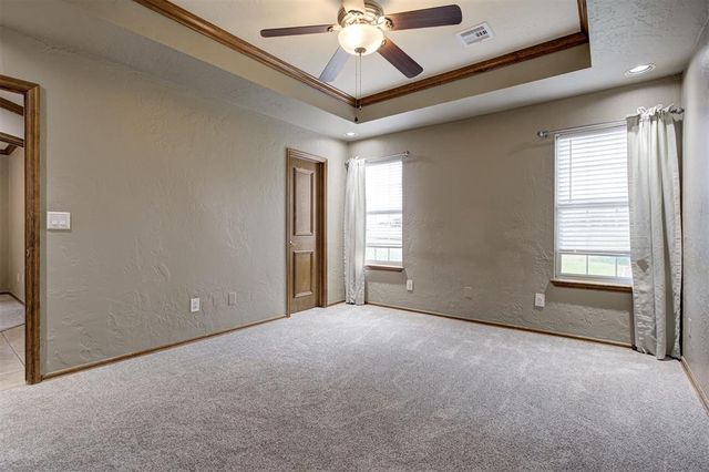 2616 N Nail Parkway, Moore, OK 73160