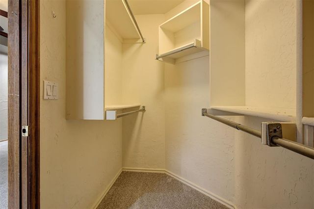 2616 N Nail Parkway, Moore, OK 73160