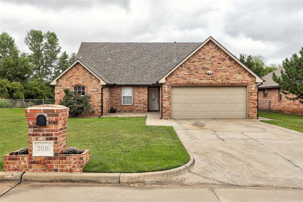 2616 N Nail Parkway, Moore, OK 73160