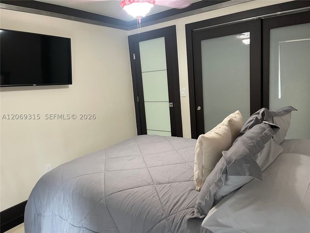 6790 SW 105th Ave, Miami, FL 33173