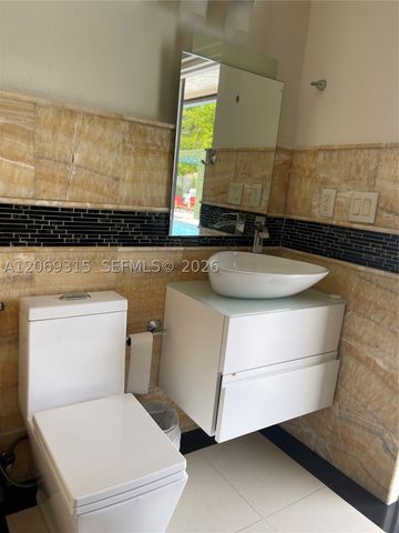 6790 SW 105th Ave, Miami, FL 33173