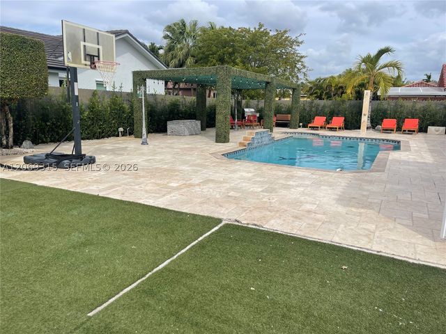 6790 SW 105th Ave, Miami, FL 33173