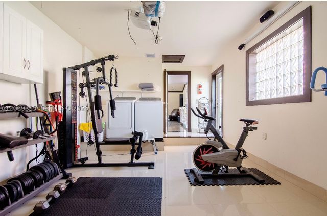 6790 SW 105th Ave, Miami, FL 33173