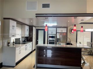 6790 SW 105th Ave, Miami, FL 33173