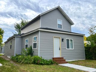 2616 30th Avenue S, Minneapolis, MN 55406