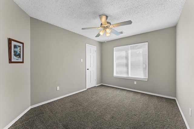 818 Maple Branch Lane, Pearland, TX 77584