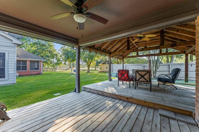 818 Maple Branch Lane, Pearland, TX 77584