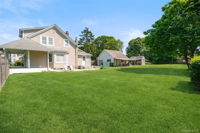 115 Cedar Avenue, Patchogue, NY 11772
