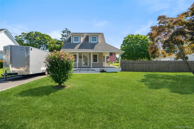 115 Cedar Avenue, Patchogue, NY 11772