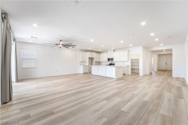 3513 Lamberto Cliff Way, Henderson, NV 89044