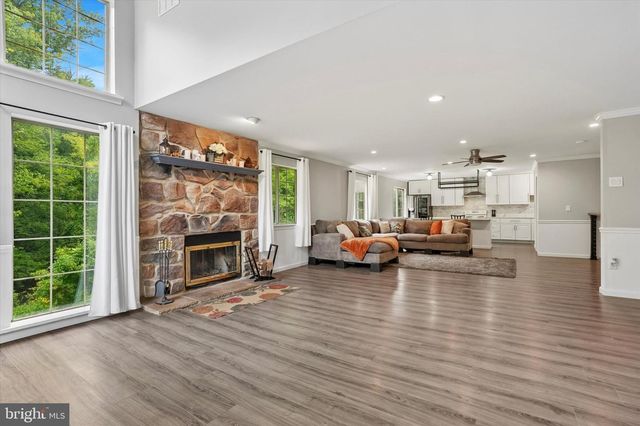 455 BROWN BRIAR CIR, Horsham, PA 19044