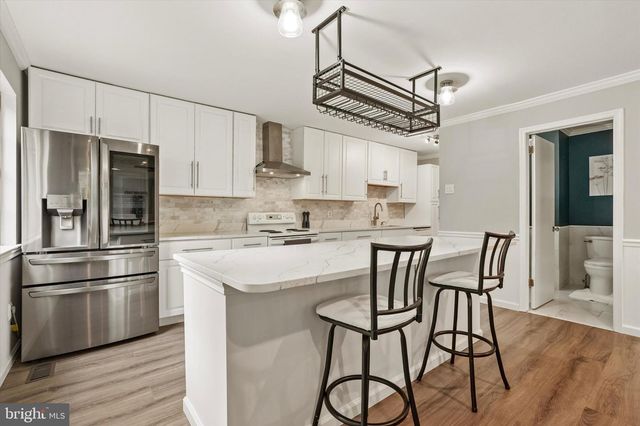 455 BROWN BRIAR CIR, Horsham, PA 19044