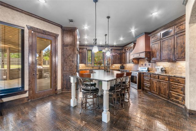 2951 American Sparrow Drive, Midlothian, TX 76065