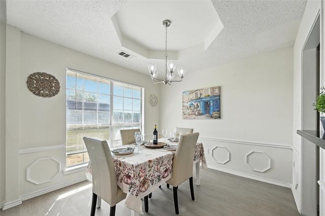 5007 Creek Crossing Drive, Greenville, TX 75402