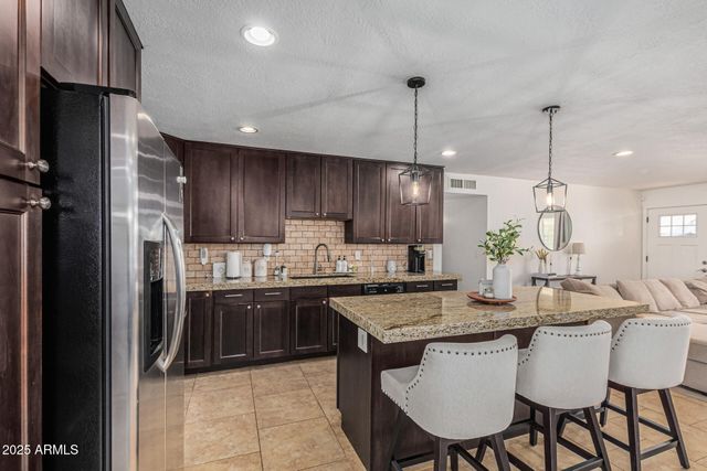 7254 E LEWIS Avenue, Scottsdale, AZ 85257