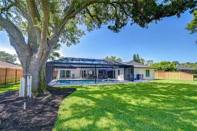 4315 NORTHPARK DRIVE, Tampa, FL 33624