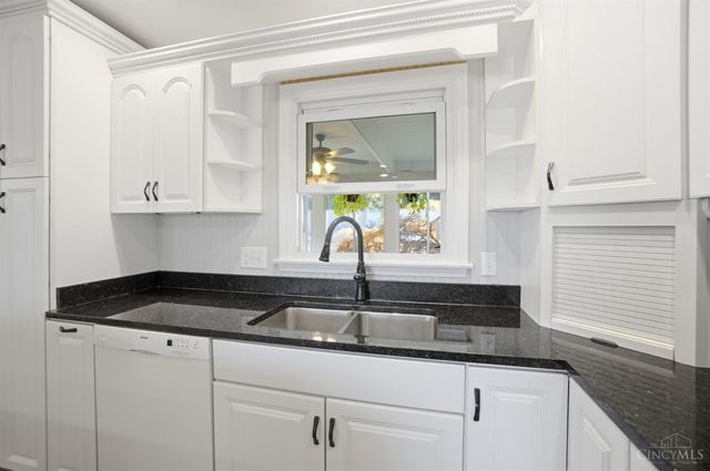 6604 Hitching Post Lane, Cincinnati, OH 45230