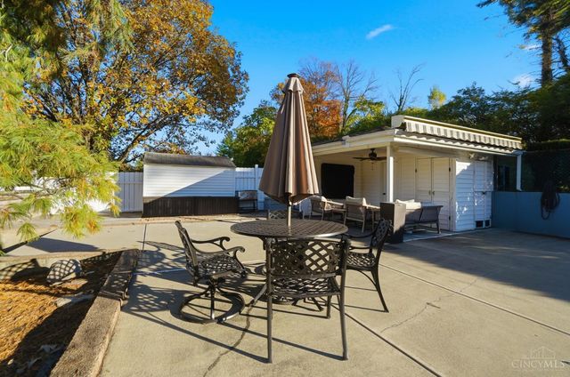 6604 Hitching Post Lane, Cincinnati, OH 45230