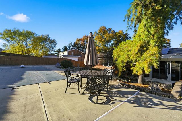 6604 Hitching Post Lane, Cincinnati, OH 45230