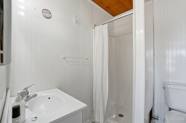 6604 Hitching Post Lane, Cincinnati, OH 45230