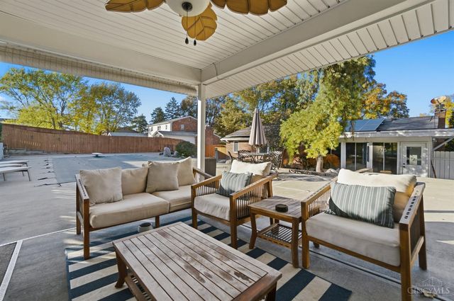 6604 Hitching Post Lane, Cincinnati, OH 45230