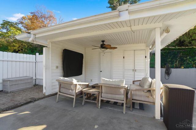 6604 Hitching Post Lane, Cincinnati, OH 45230