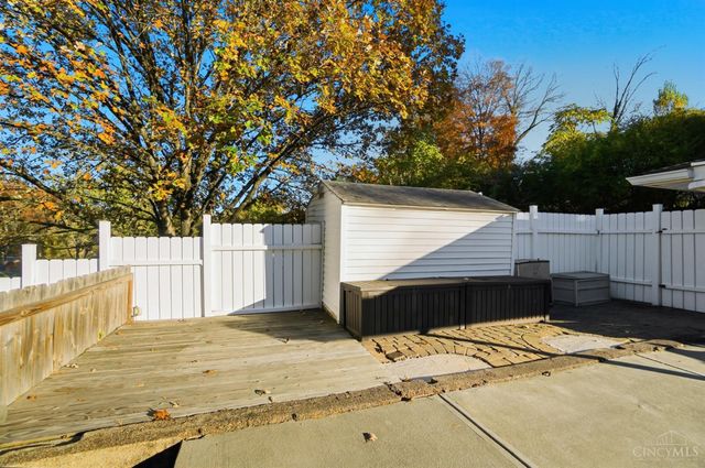 6604 Hitching Post Lane, Cincinnati, OH 45230