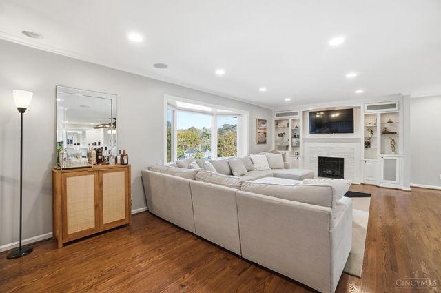 6604 Hitching Post Lane, Cincinnati, OH 45230