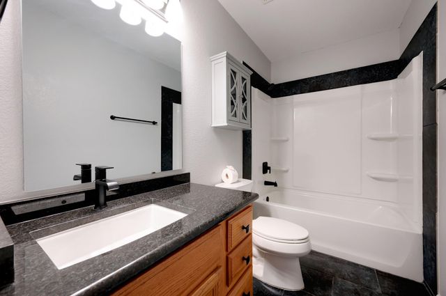 141 Arnold DR, Canyon Lake, TX 78133