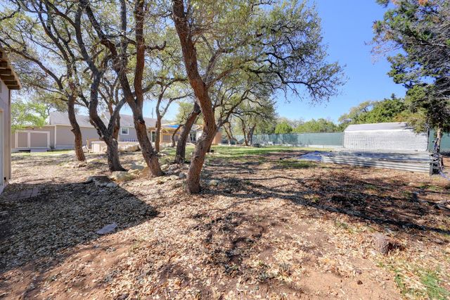 141 Arnold DR, Canyon Lake, TX 78133